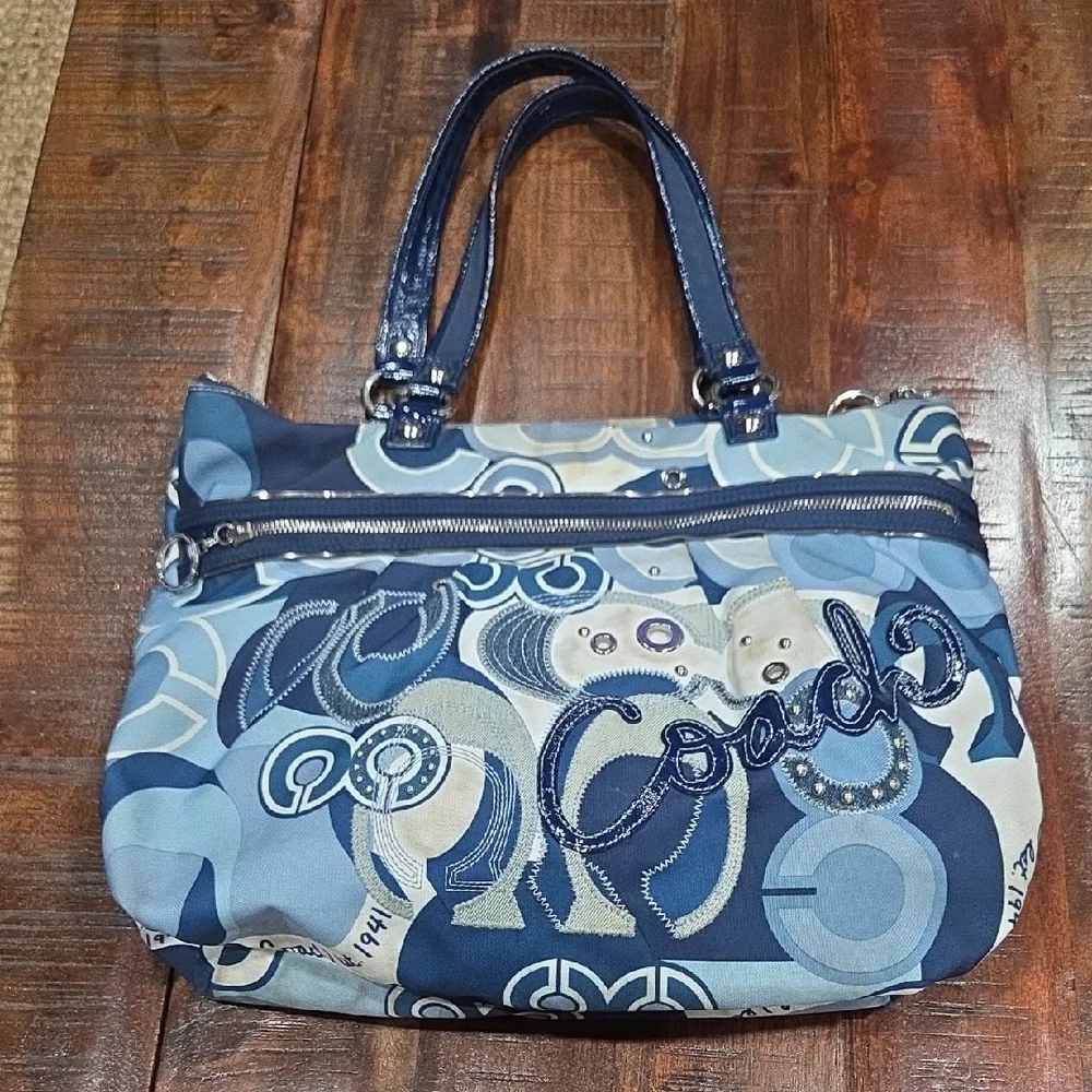 Coach Navy and Cream Patterned Shoulder Bag